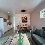 Lakeside Retreat At Veluwe 펜션