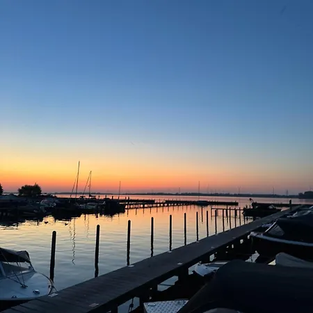 Lakeside Retreat At Veluwe * Nunspeet